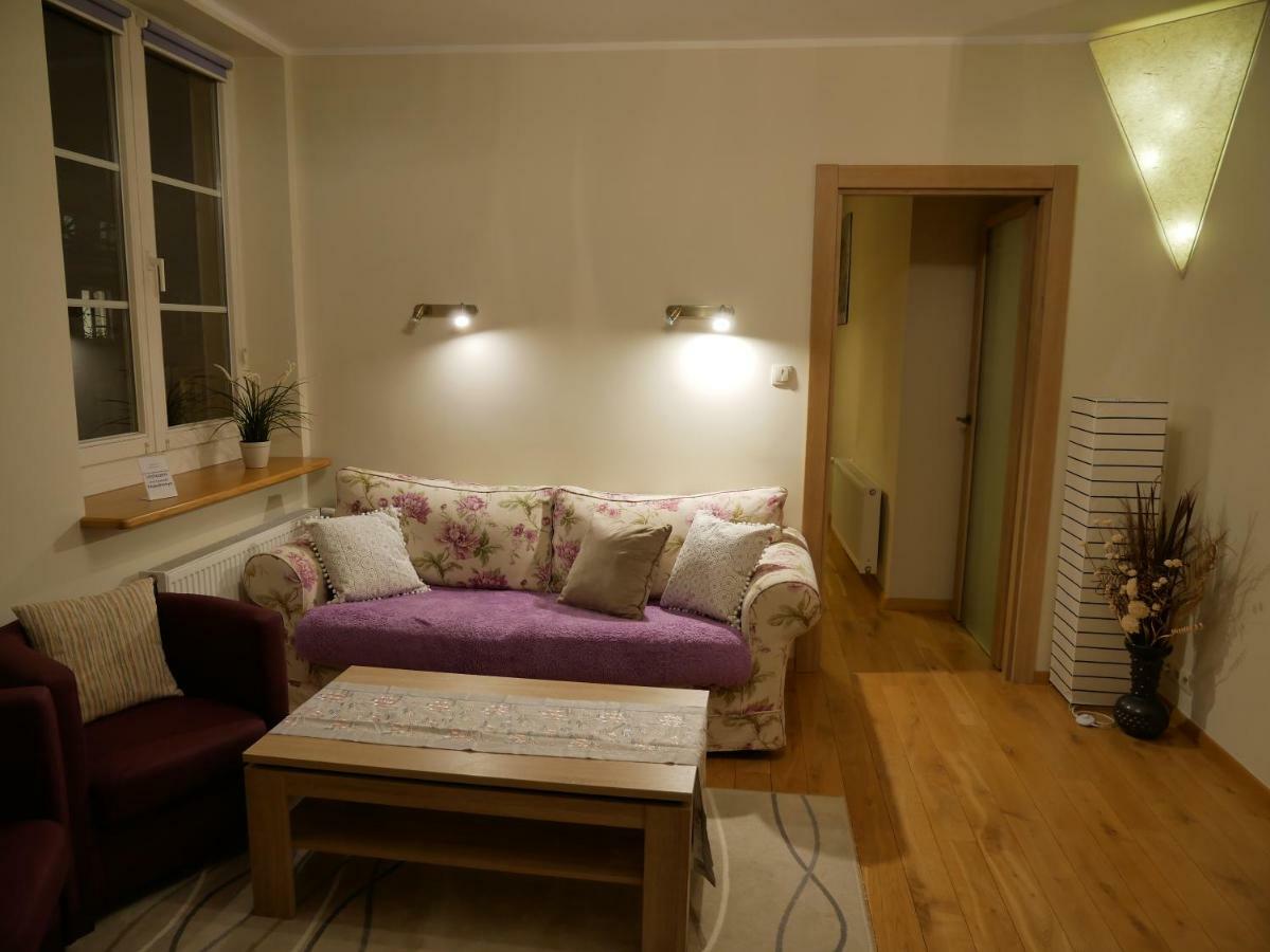 Debowa Grobla Apartment กดัญสก์ ภายนอก รูปภาพ