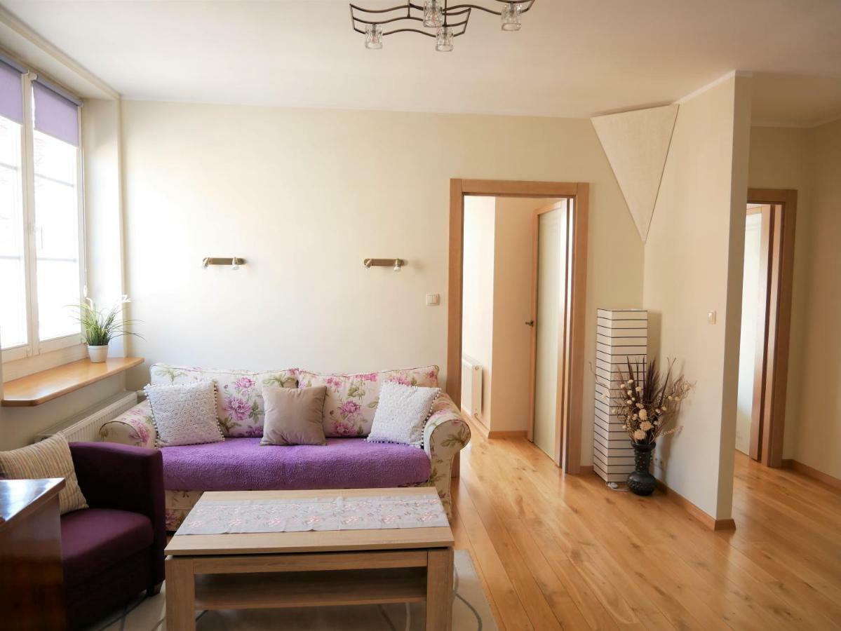 Debowa Grobla Apartment กดัญสก์ ภายนอก รูปภาพ